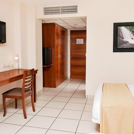 Wyndham Costa Del Sol Pucallpa Extérieur photo