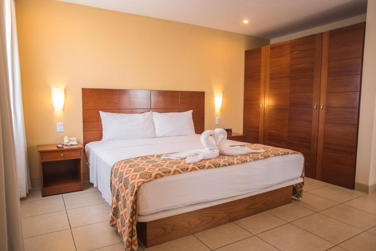 Wyndham Costa Del Sol Pucallpa Extérieur photo A bedroom at the hotel