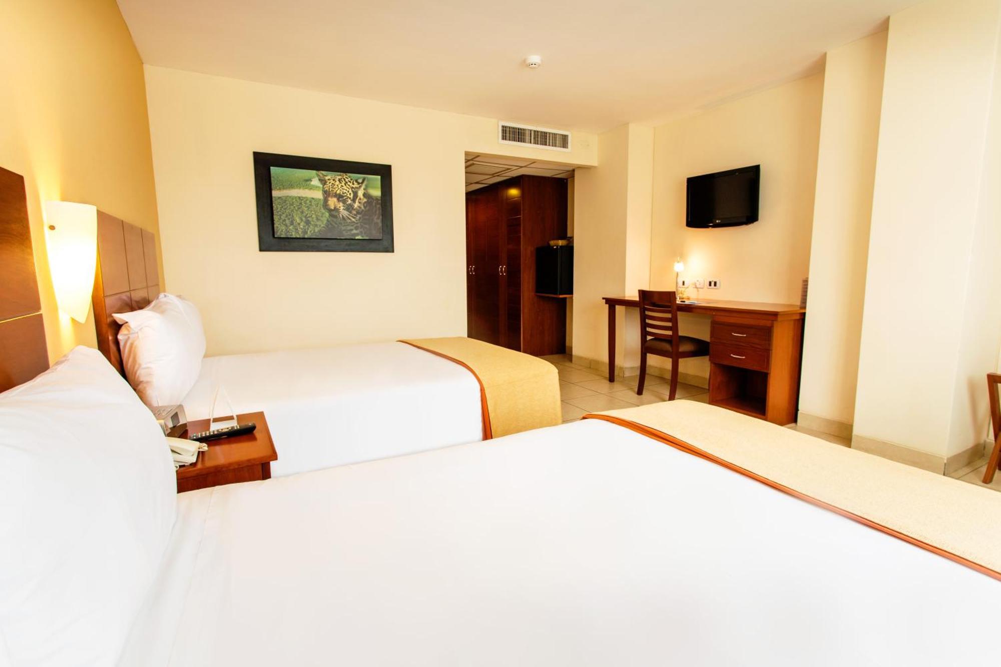 Wyndham Costa Del Sol Pucallpa Extérieur photo
