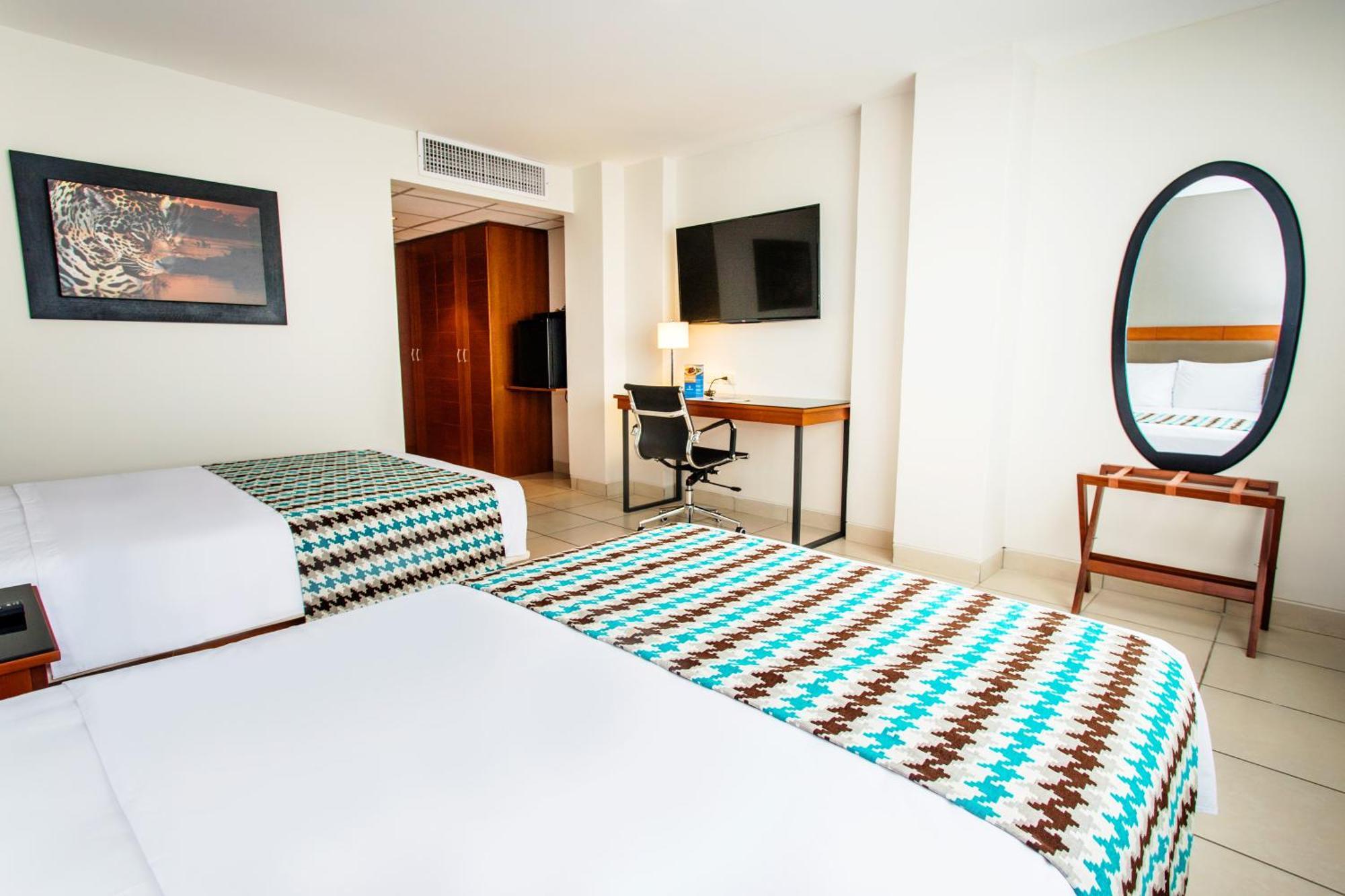 Wyndham Costa Del Sol Pucallpa Extérieur photo