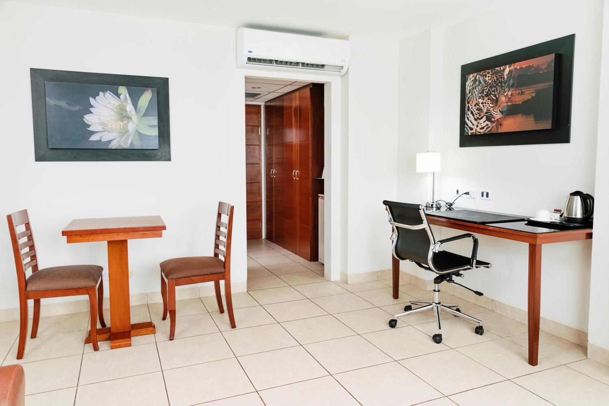 Wyndham Costa Del Sol Pucallpa Extérieur photo