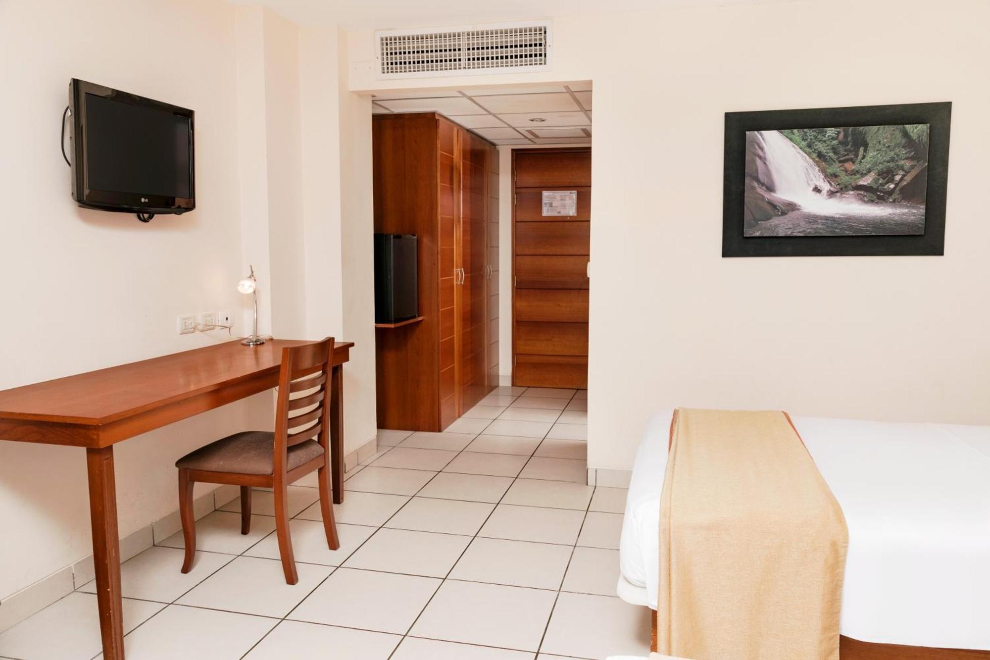 Wyndham Costa Del Sol Pucallpa Extérieur photo